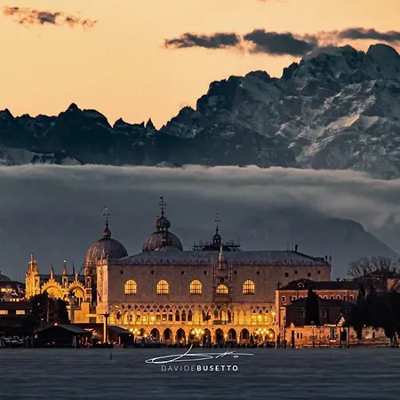 Biennale Ca Dario Apartmán *