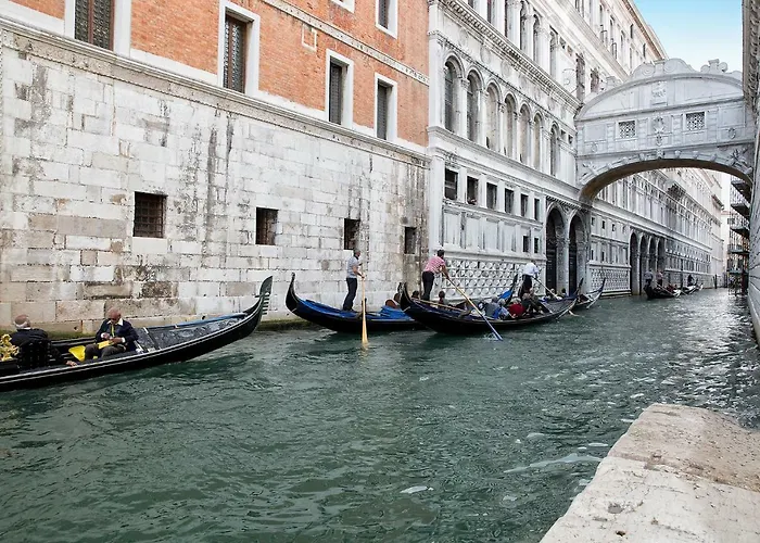 Apartamento Biennale Ca Dario Venecia