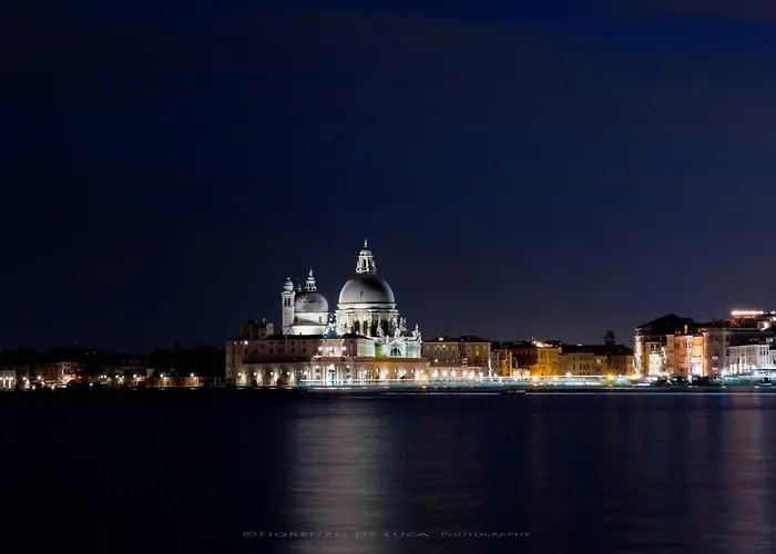 Biennale Ca Dario Apartment Venice