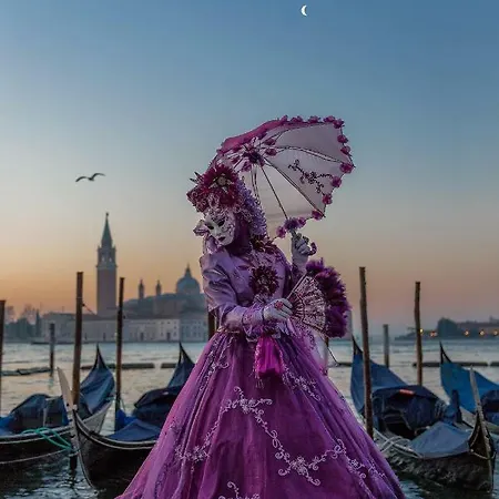 Biennale Ca Dario Venedig