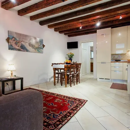 Apartman Biennale Ca Dario *