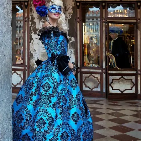 Biennale Ca Dario Apartment Venice