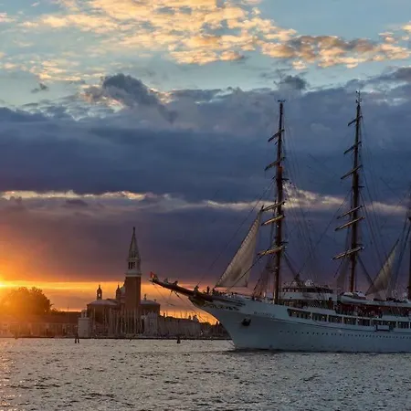 Daire Biennale Ca Dario